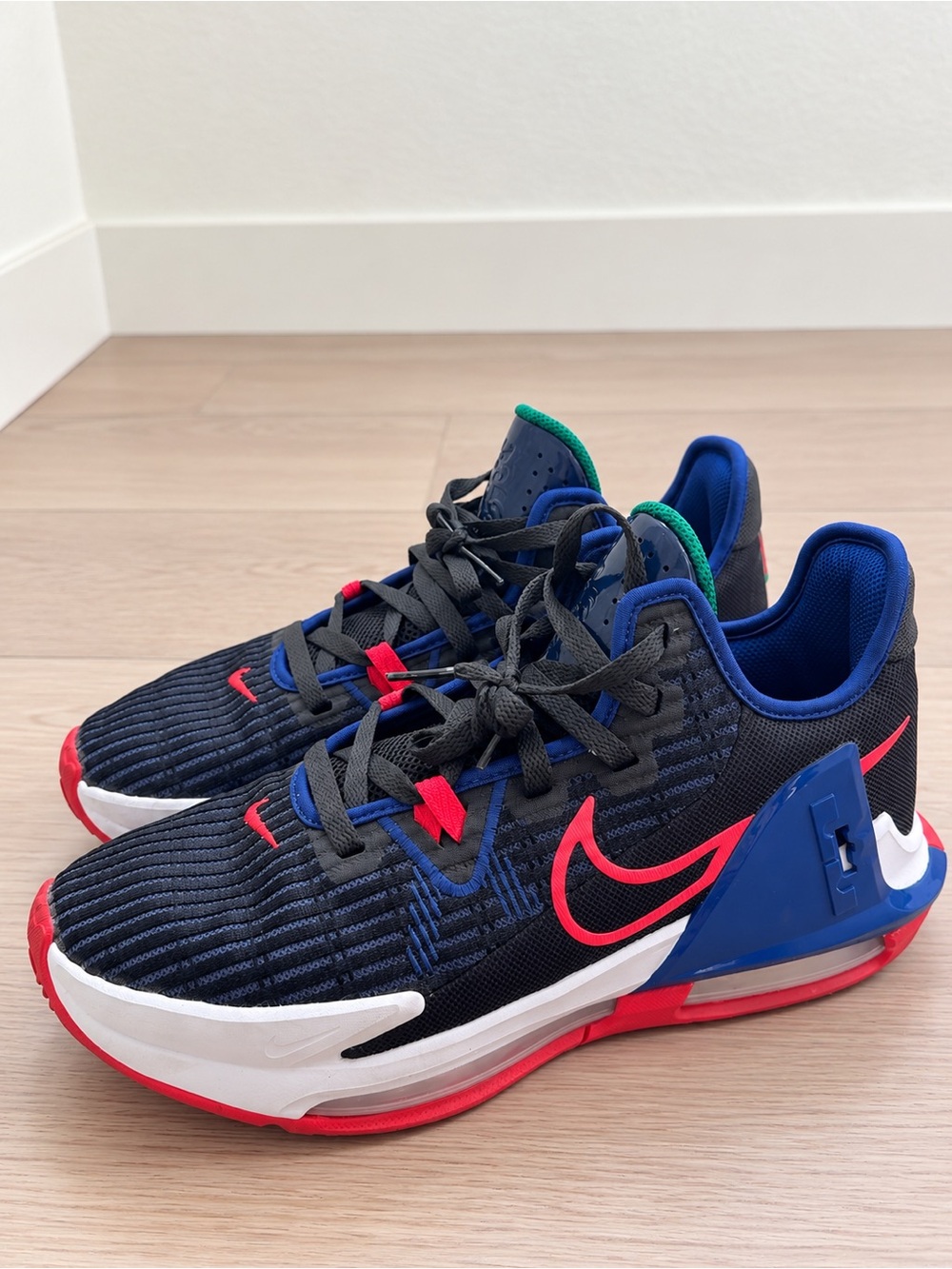 Nike LeBron Witness 6 'Black Deep Royal Blue' basketball shoes size 8.5 men